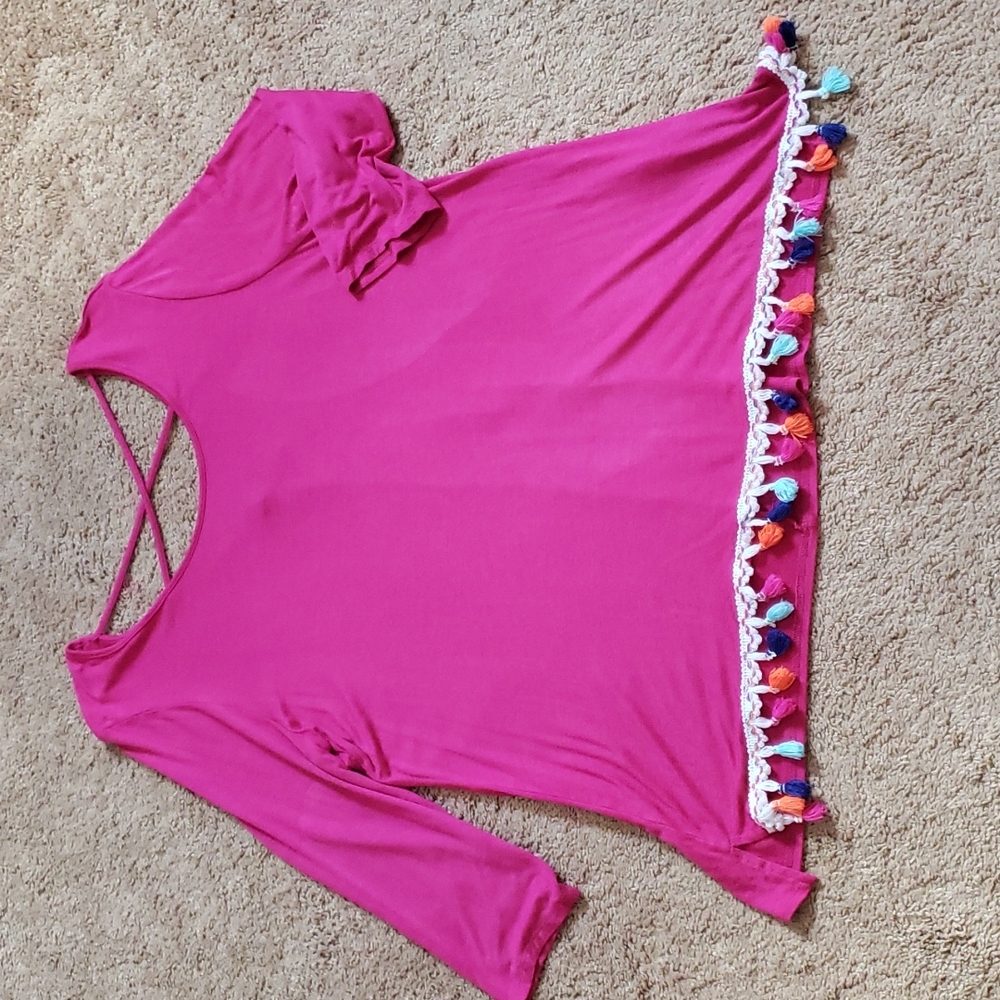 Free! Ornate 3/4 sleeve tunic szXL free when bundled